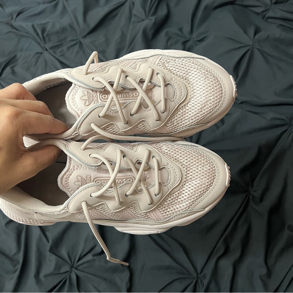 Adidas | OZWEEGO